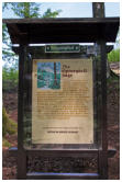 Der Sagenpfad im Kottmarwald hat zehn Stationen - hier ist die Spreequellsage zu lesen